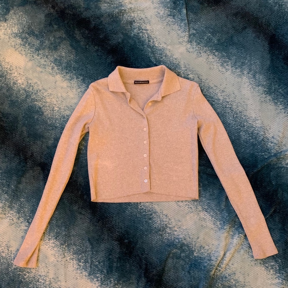 Brandy Melville grey collar neck!!